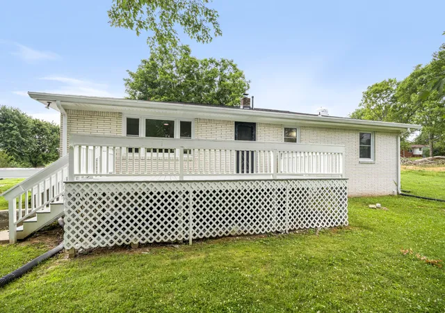 Photo 1 of Single family home for sale at 131 Bold Springs Rd, Mc Ewen, TN 37101 | MLS# 3246686 | Listing updated on 2026-09-17