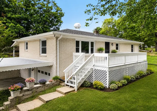 Photo 3 of Single family home for sale at 131 Bold Springs Rd, Mc Ewen, TN 37101 | MLS# 3246686 | Listing updated on 2026-09-17
