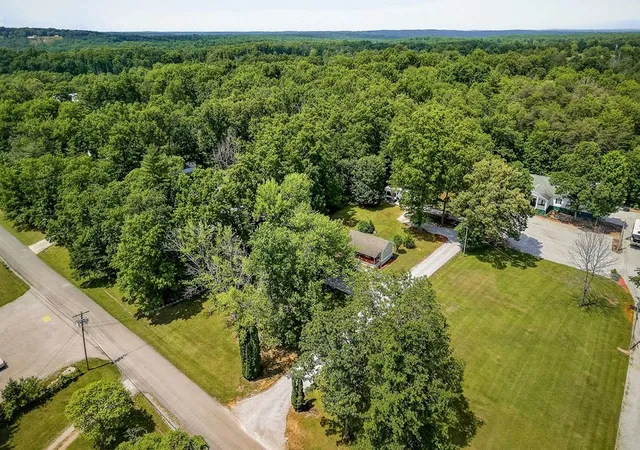 2nd image of 67 Woodlands Ct, Crossville, TN 38571 | MLS# 3243692