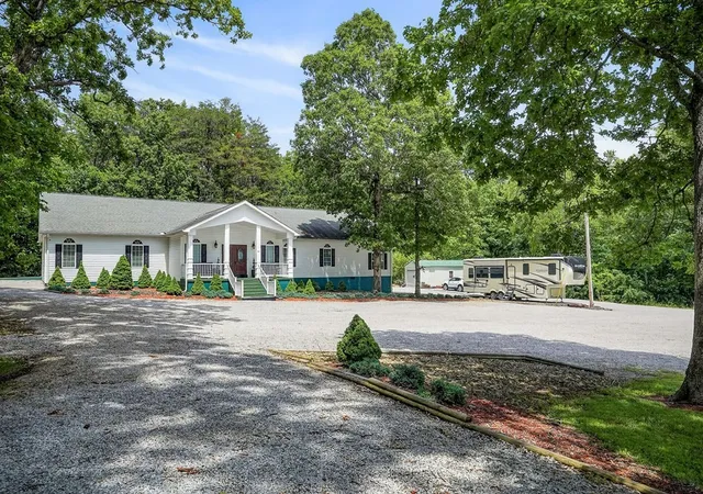 3rd image of 67 Woodlands Ct, Crossville, TN 38571 | MLS# 3243692