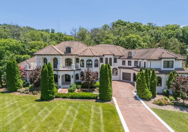 2nd image of 336 White Swans Xing, Brentwood, TN 37027 | MLS# 3247964