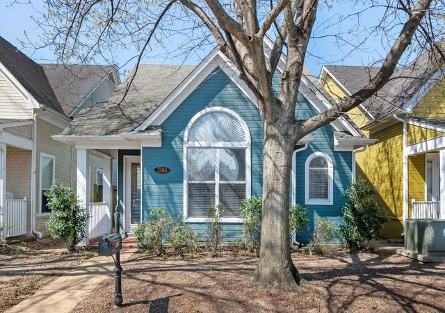 Single family home for sale at 1365 Harbor Park Dr, Memphis, TN 38103 | MLS# 3243673