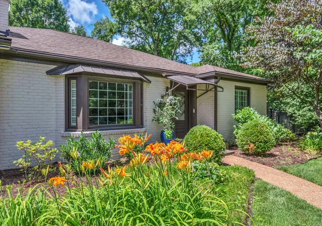 Photo 3 of Single family home for sale at 2039 Castleman Dr, Nashville, TN 37215 | MLS# 3281394 | Listing updated on 2026-08-20