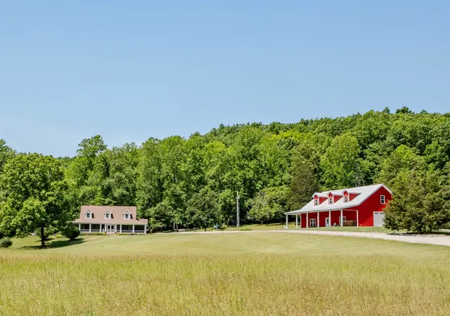 3rd image of 199 Liles Ln, Lutts, TN 38471 | MLS# 3243934