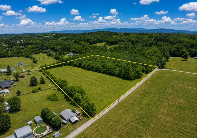1st image of 0 Mcghee Rd, Greenback, TN 37742 | MLS# 3243804
