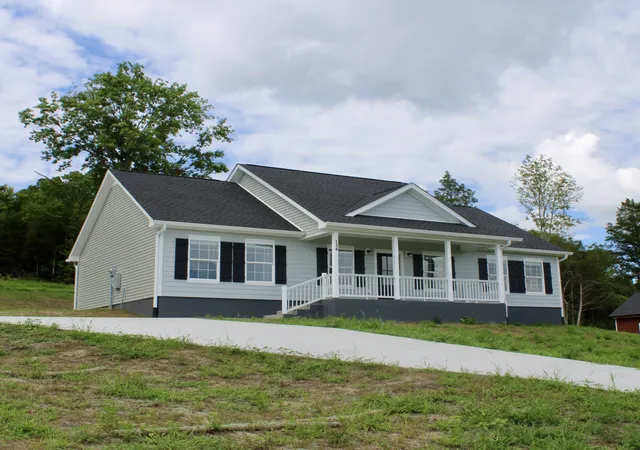 2nd image of 134 Alice Preston Loop, Gordonsville, TN 38563 | MLS# 3244432