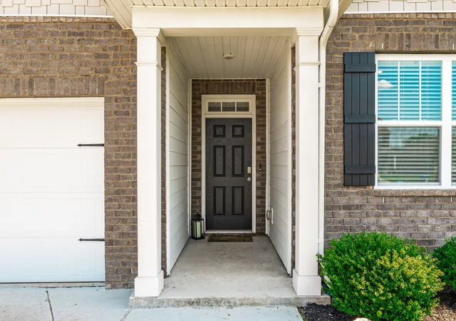 Homes for sale in Murfreesboro, TN | 123 Saddle Horse Ln, Murfreesboro, TN 37129 | MLS# 3243831