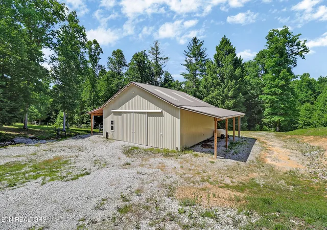 Homes for sale in Allardt, TN | 292 Crouch Branch Lane, Allardt, TN 38504 | MLS# 3243864