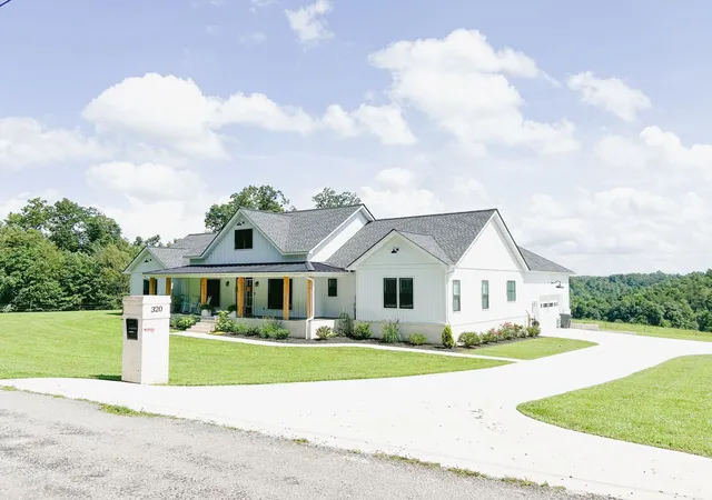 2nd image of 320 Ridge Ln, Monterey, TN 38574 | MLS# 3245118