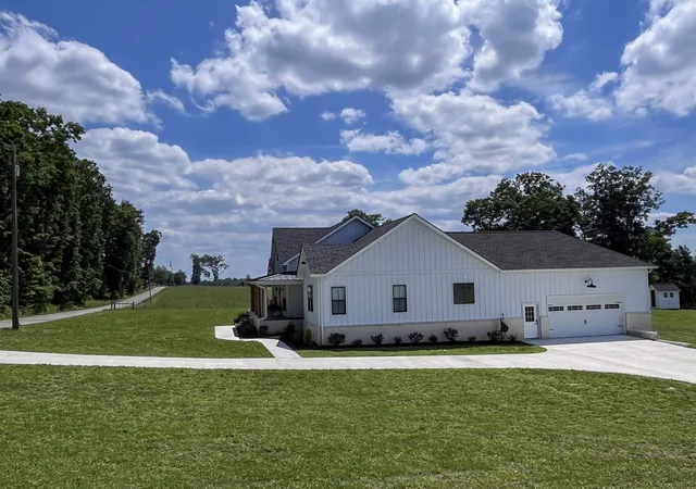 5th image of 320 Ridge Ln, Monterey, TN 38574 | MLS# 3245118