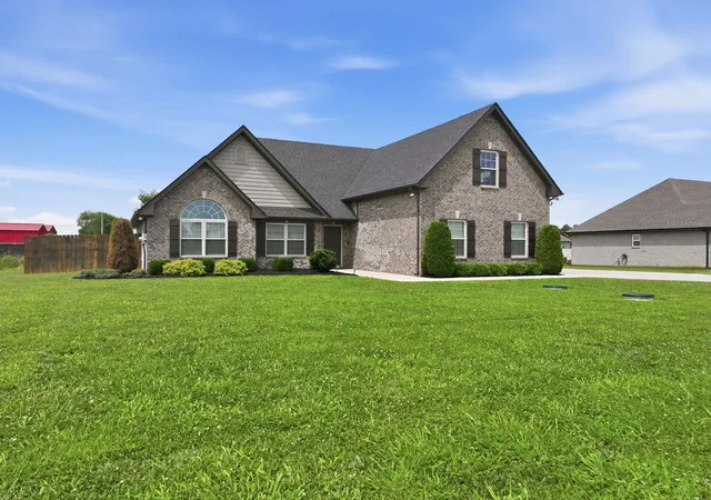 Photo 3 of Single family home for sale at 7914 Natahna Ct, Murfreesboro, TN 37127 | MLS# 3243907 | Listing updated on 2026-07-12