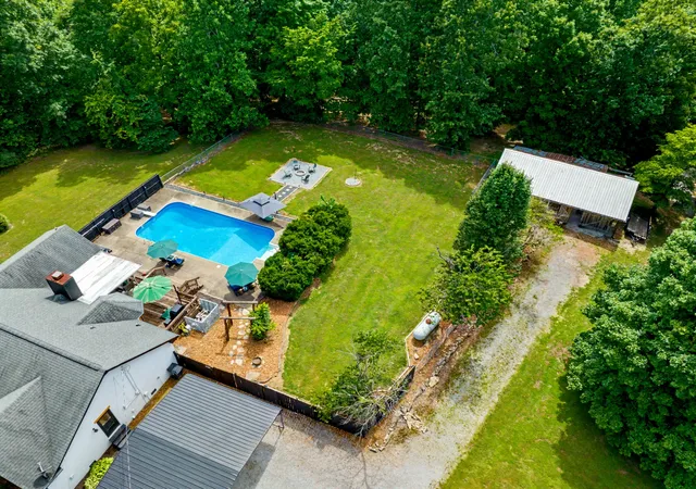 Photo 3 of Sale Pending at 2552 Farms Cir, Woodlawn, TN 37191 | MLS# 3244402 | Listing updated on 2026-09-08