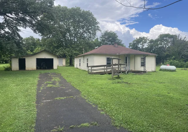2nd image of 462 County Farm Rd, Murfreesboro, TN 37127 | MLS# 3301901
