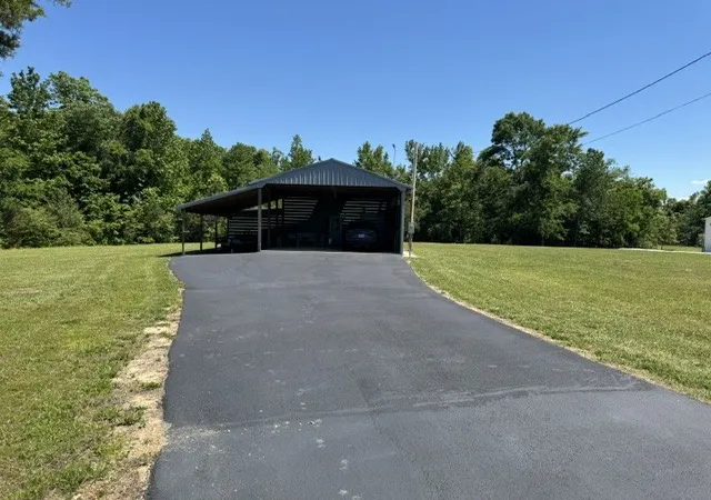 Homes for sale in Linden, TN | 149 Horseshoe Bend Rd, Linden, TN 37096 | MLS# 3244031