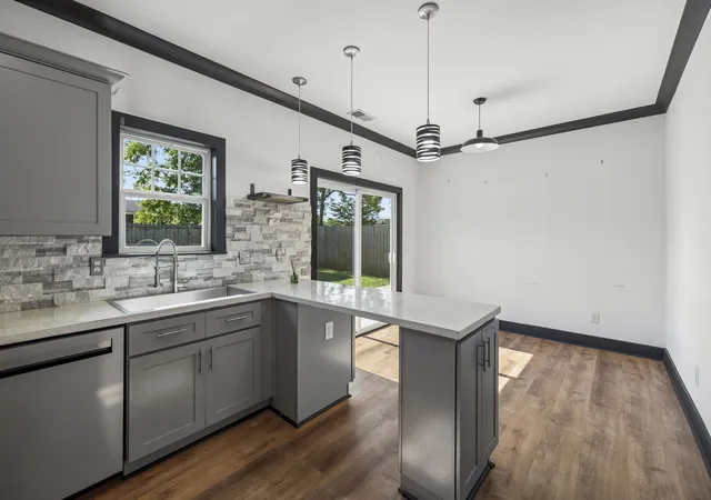 Photo 3 of Single family home for sale at 707 Page Ave, Lebanon, TN 37087 | MLS# 3250328 | Listing updated on 2026-08-24