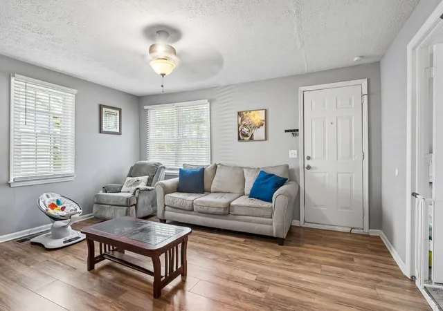Photo 4 of Single family home for sale at 612 Fairview Ave, Lebanon, TN 37087 | MLS# 3247341 | Listing updated on 2026-09-18