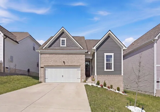 Photo 1 of Single family home for sale at 6132 Saxlingham Pl, Smyrna, TN 37167 | MLS# 3246305 | Listing updated on 2026-09-07