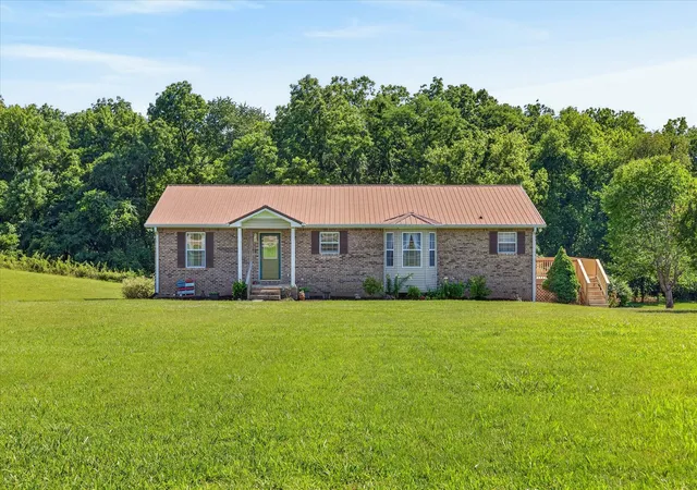 Homes for sale in Cedar Hill, TN | 6702 Hwy 41 N, Cedar Hill, TN 37032 | MLS# 3244942