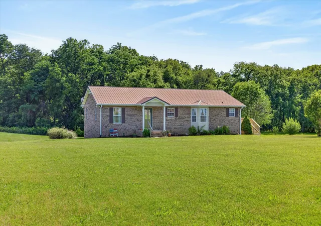 Homes for sale in Cedar Hill, TN | 6702 Hwy 41 N, Cedar Hill, TN 37032 | MLS# 3244942