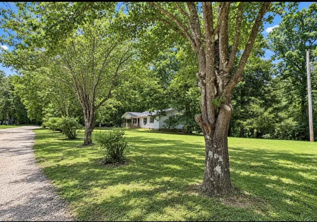 Photo 2 of Single family home for sale at 193a A W Schmidt Rd, Tennessee Ridge, TN 37178 | MLS# 3244099 | Listing updated on 2026-09-05