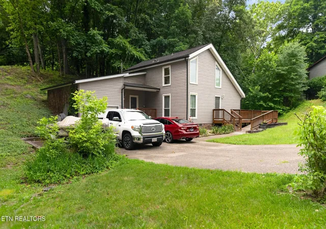 4th image of 2009 Malvern Rd, Kingsport, TN 37660 | MLS# 3244101