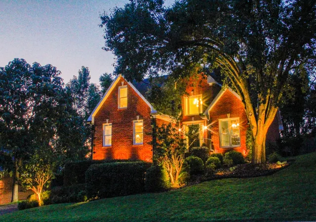 Homes for sale in Nashville, TN | 7229 River Bend Rd, Nashville, TN 37221 | MLS# 3246098