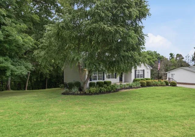 Homes for sale in Columbia, TN | 536 Lenape Path, Columbia, TN 38401 | MLS# 3245155