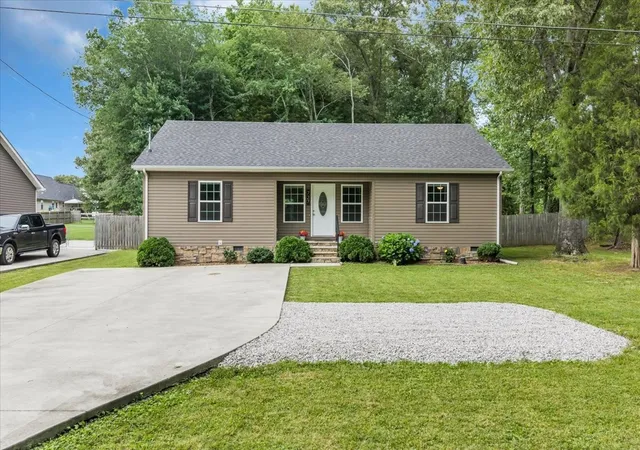1st image of 727 Marbury Rd, Tullahoma, TN 37388 | MLS# 3244357