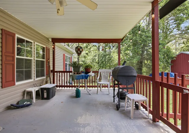 Homes for sale in Lyles, TN | 5843 Valley Dr, Lyles, TN 37098 | MLS# 3244342