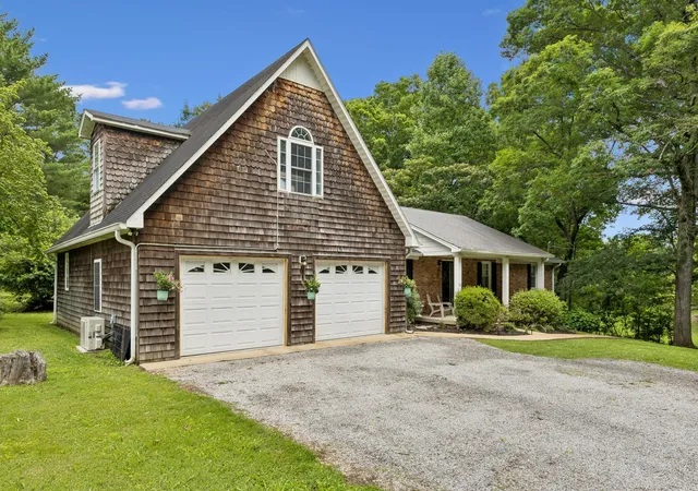 4th image of 110 Jefferson Dr, Columbia, TN 38401 | MLS# 3244436