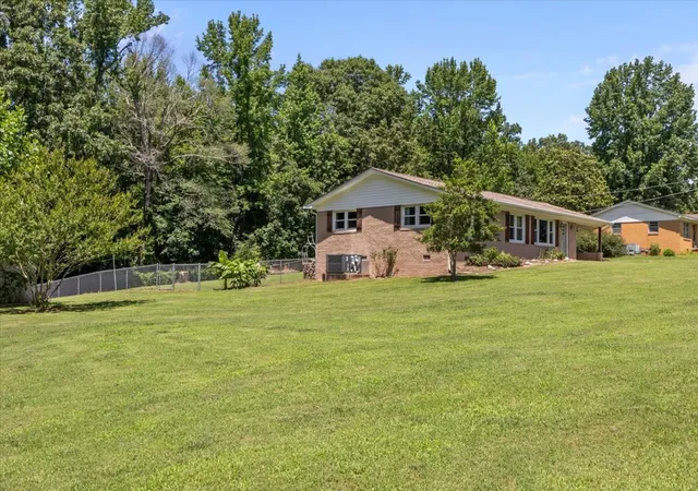 Homes for sale in Camden, TN | 196 Victor St, Camden, TN 38320 | MLS# 3252042