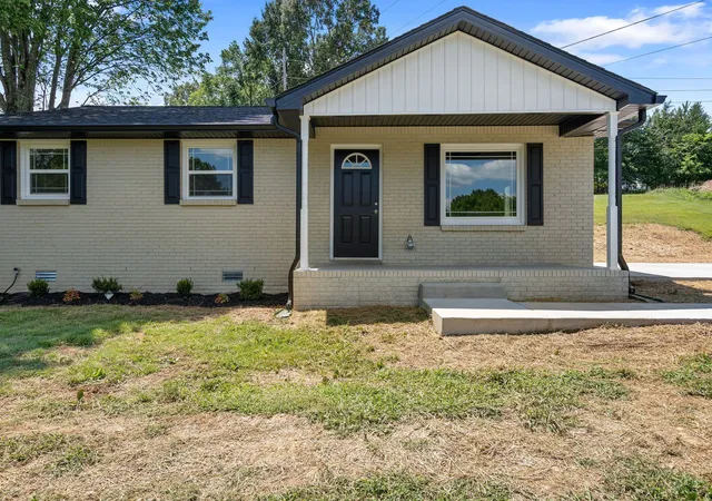 Homes for sale in Woodlawn, TN | 3776 John Taylor Rd, Woodlawn, TN 37191 | MLS# 3244430