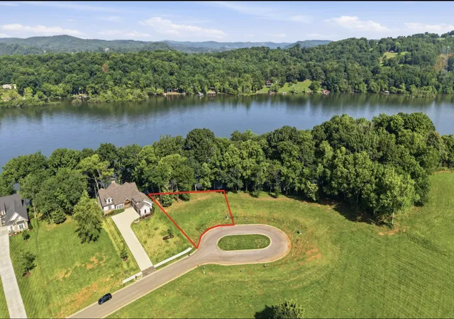 4th image of 2061 Mockingbird Ln, Loudon, TN 37774 | MLS# 3244444