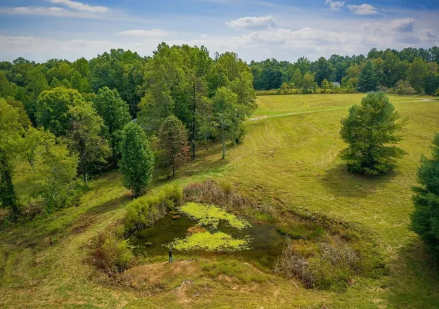 2nd image of 229 Craig Rd, Monterey, TN 38574 | MLS# 3244442