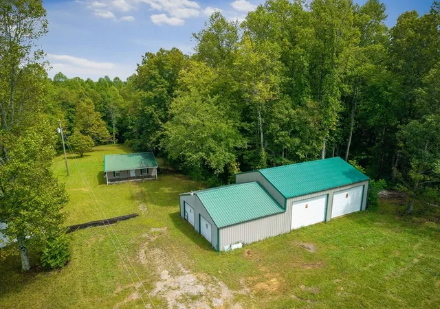 3rd image of 229 Craig Rd, Monterey, TN 38574 | MLS# 3244442