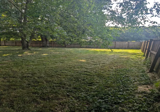 Homes for sale in Hopkinsville, KY | 202 Quincy Dr, Hopkinsville, KY 42240 | MLS# 3244555