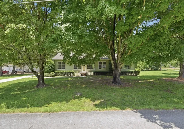3rd image of 30 W Paradise Dr, Winchester, TN 37398 | MLS# 3244505