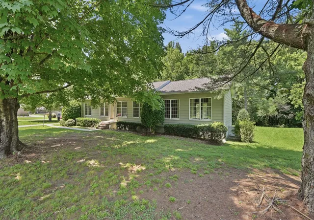 4th image of 30 W Paradise Dr, Winchester, TN 37398 | MLS# 3244505