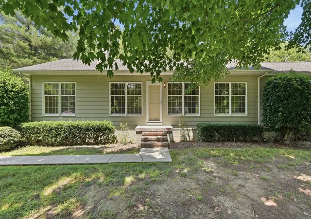5th image of 30 W Paradise Dr, Winchester, TN 37398 | MLS# 3244505