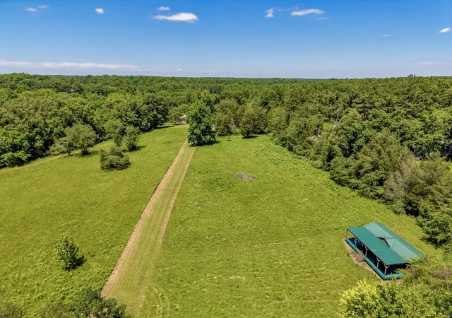 Homes for sale in Fairview, TN | 1251 Hwy 96 N, Fairview, TN 37062 | MLS# 3244503
