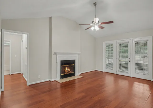 Photo 2 of Single family home for sale at 122 Buckingham Ct, Goodlettsville, TN 37072 | MLS# 3249034 | Listing updated on 2026-08-20