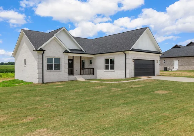 3rd image of 1380 Lanning Rd, Lawrenceburg, TN 38464 | MLS# 3244638