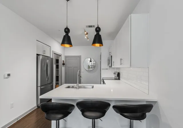 Listing Photo 1 - Condo for sale in building located at 1646 54th Ave N, Nashville, TN 37209 - Unit #