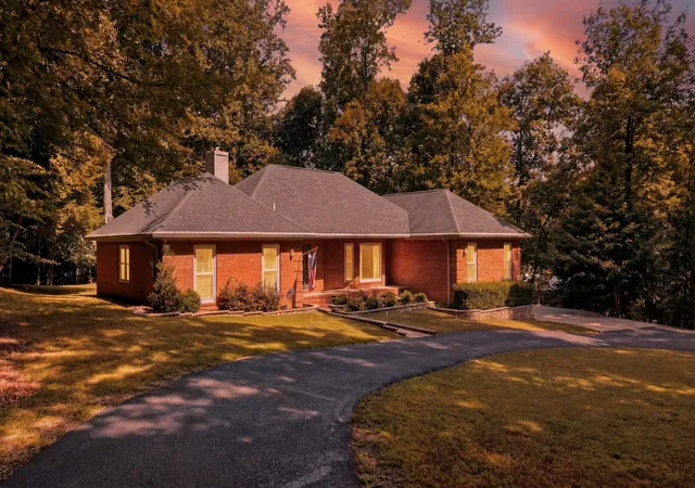 Homes for sale in Manchester, TN | 419 Laurel Crown Rd, Manchester, TN 37355 | MLS# 3245033