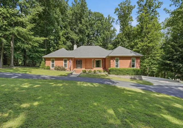 Homes for sale in Manchester, TN | 419 Laurel Crown Rd, Manchester, TN 37355 | MLS# 3245033