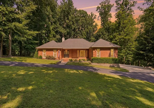 Homes for sale in Manchester, TN | 419 Laurel Crown Rd, Manchester, TN 37355 | MLS# 3245033