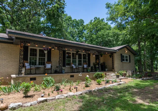 Homes for sale in Scotts Hill, TN | 7636 Liberty Rd, Scotts Hill, TN 38374 | MLS# 3244680