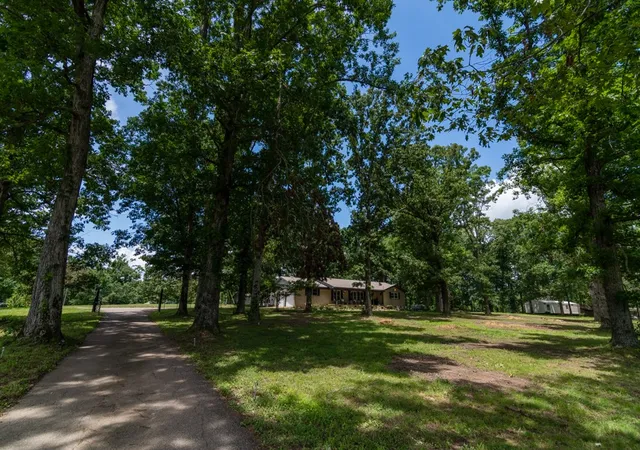 Homes for sale in Scotts Hill, TN | 7636 Liberty Rd, Scotts Hill, TN 38374 | MLS# 3244680