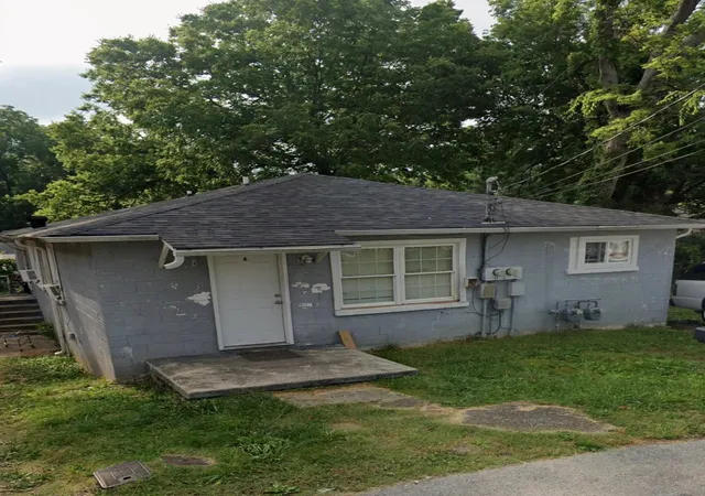 Homes for sale in Columbia, TN | 1119 Comstock Ave, Columbia, TN 38401 | MLS# 3244880