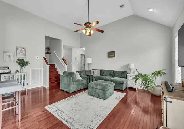 Homes for sale in Clarksville, TN | 2581 Alex Overlook Way, Clarksville, TN 37043 | MLS# 3244587